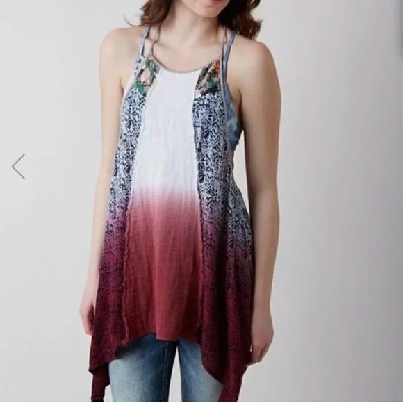 gimmicks by BKE Tops - Gimmick Flowy Colorful tank Size Medium